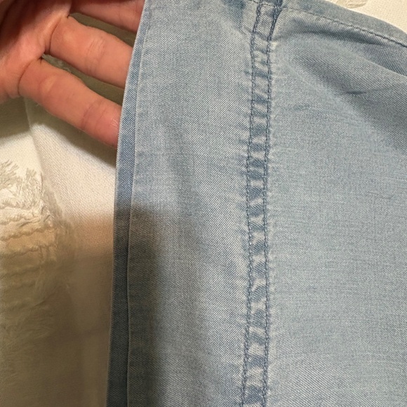 Mini skirt size XS ( like New). 18$ - Picture 6 of 9